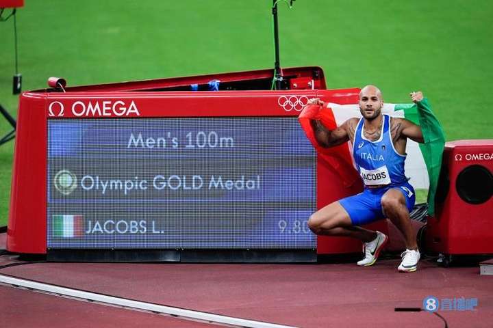 东京奥运男子100米金牌得主雅各布斯是不是黑人?