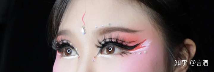 你们眼里女孩子浓妆是个怎么样的?