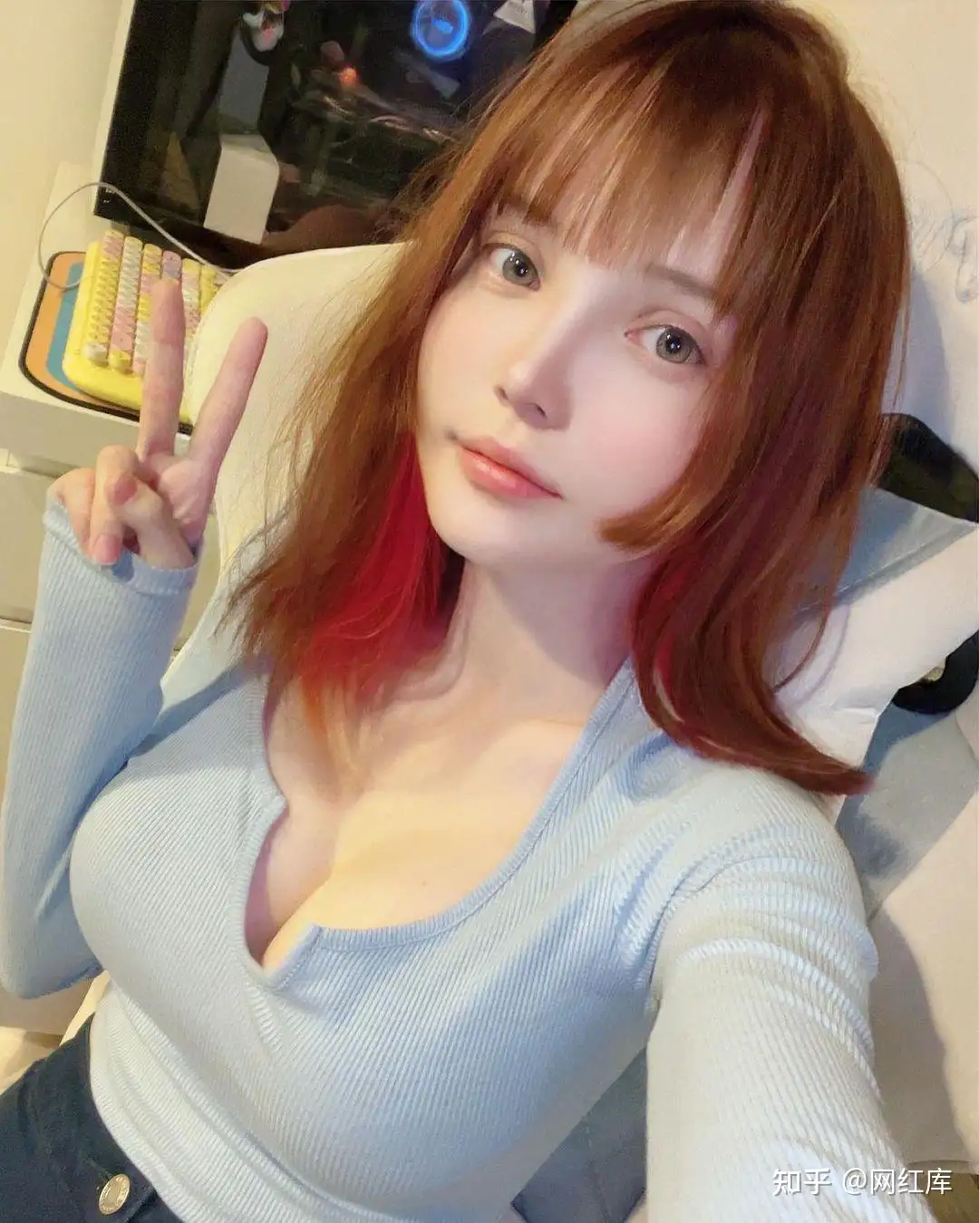 满分眼镜娘！欧美网红美女Alisa Pika Pika美照赏- 知乎