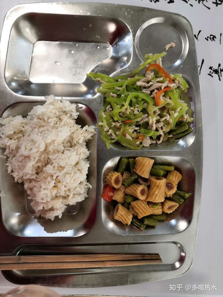 桂林理工大学食堂图片