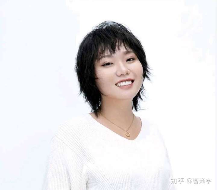 李雪琴