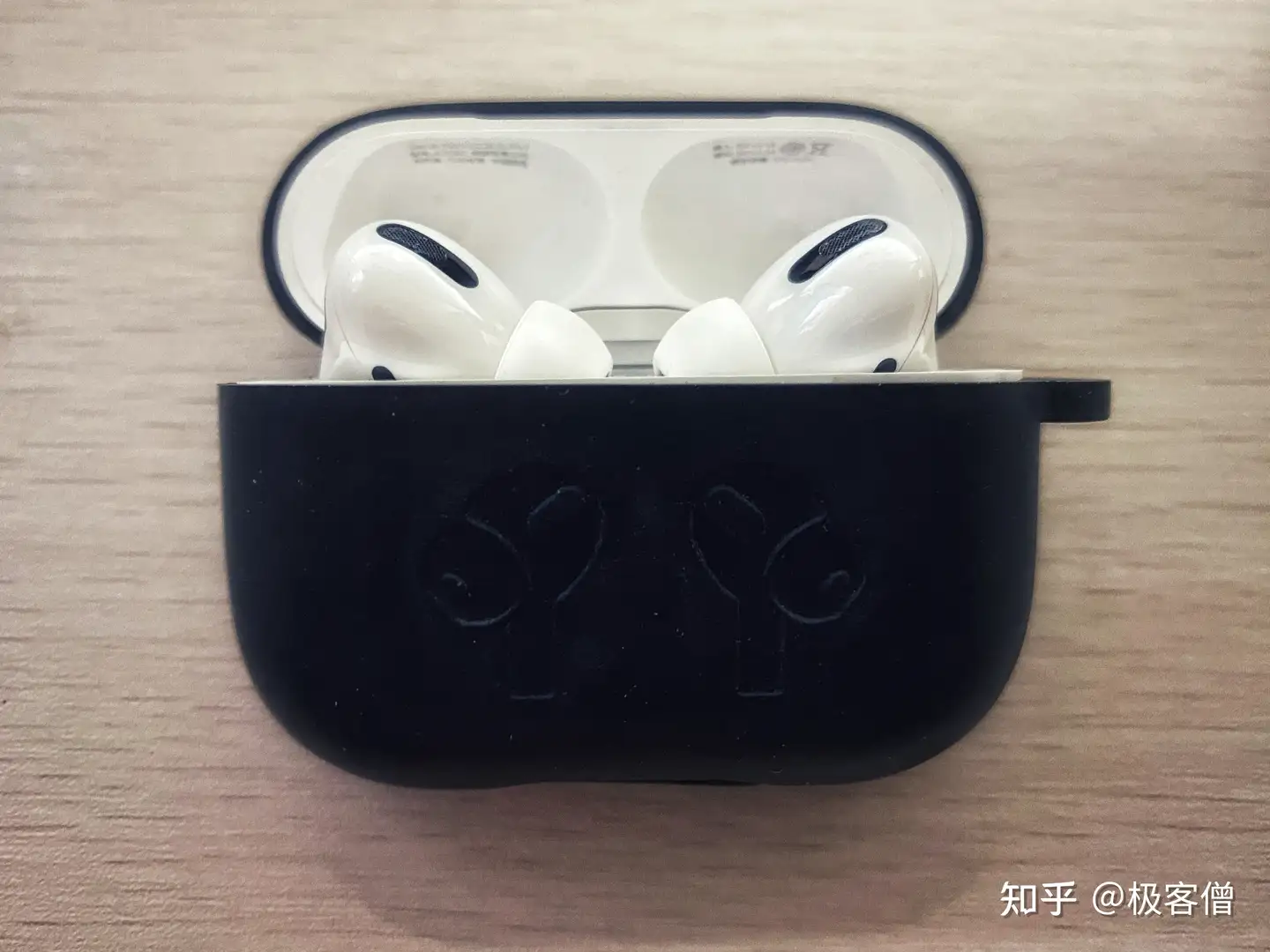 2022年最新」Airpods2和Pro买哪个好，Airpods Pro值得买吗，Airpods全