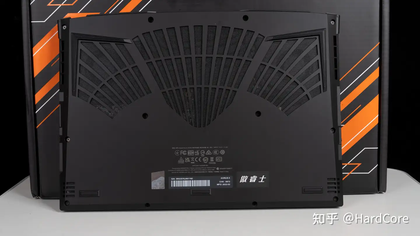 i7-12700H+RTX 3070超强游戏组合，技嘉AORUS 5 SE4游戏本拆解评测- 知乎