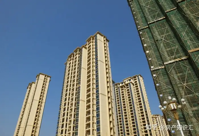 剛需族第一次買房，該買“新房”還是“二手房”？聽聽我的建議!