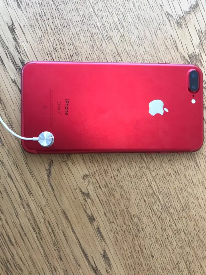 为何苹果的iPhone 7红色特别版在中国官网的上只字未提同(RED) 合作捐款