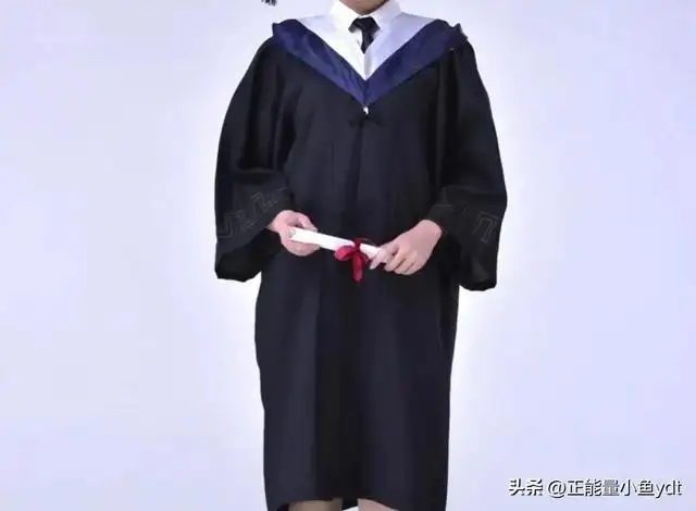 学士服的领子颜色代表什么（学士服的颜色和意义有哪些）