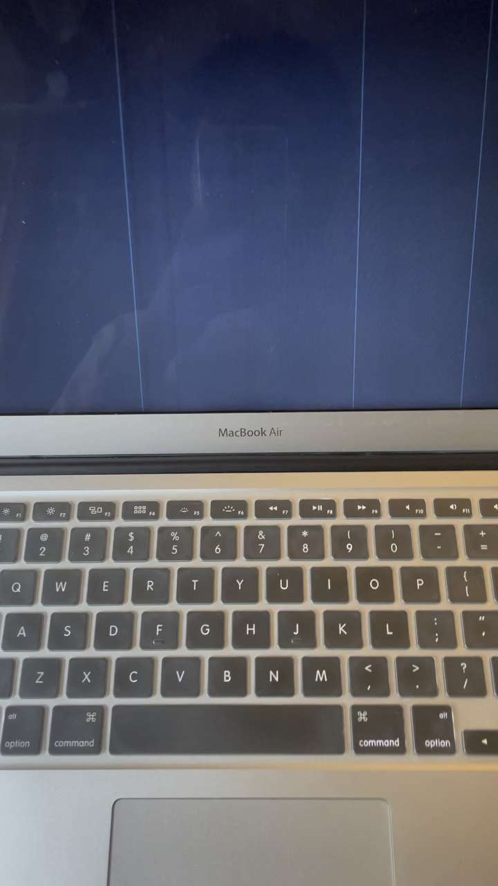 17年macbook air 灰屏加线条,苹果大神们sos! - 知乎