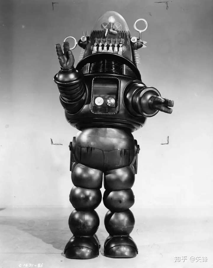 机器人罗比,70年前最靓的仔,无论是c3po还是哆啦a梦,都能找到他的影子