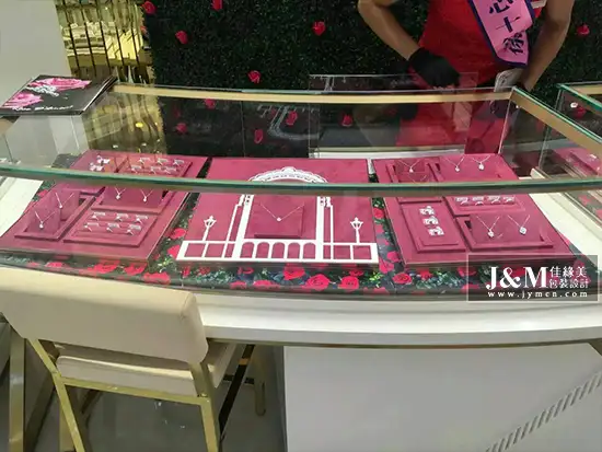 【珠宝陈列道具】就要定制那种隔了两条街也能看到的... 