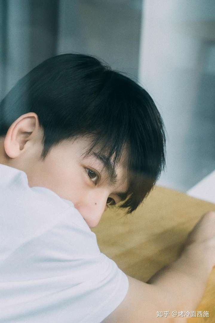 你们学校的校草帅到什么程度?