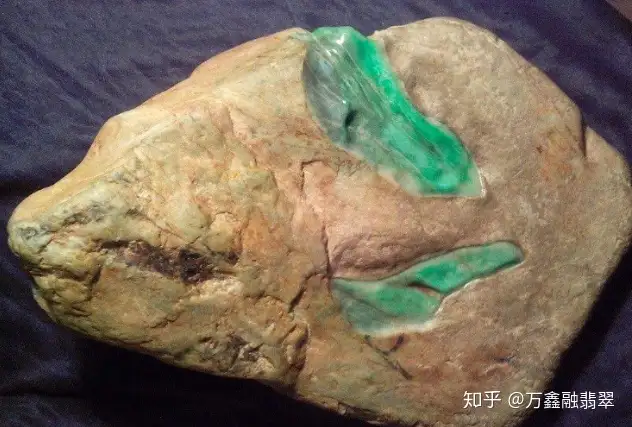 翡翠原石怎么辨别，看完文章你就明白了