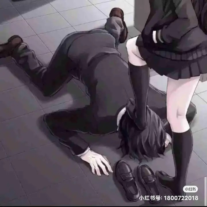 找女踩着男头上的情头