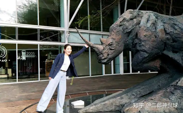孙颖莎备战七月大满贯，或又将身兼三项，你对她接下来的比赛有何期待？