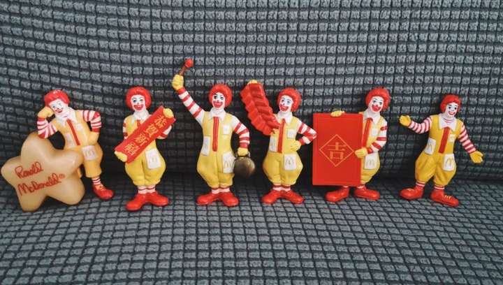 肯德基小黄人玩具怎么玩好玩吗?麦当劳和肯德基推出过哪些值得收藏的玩具公仔汇总大全(图54) 肯德基小黄人玩具怎么玩好玩吗?麦当劳和肯德基推出过哪些值得收藏的玩具公仔汇总大全(图54)