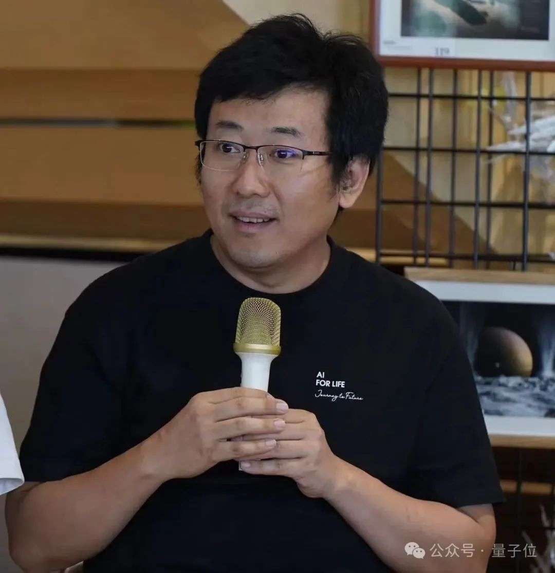 AI Coding大佬聊透了：产品智能重要还是用户体验重要？答案让人意外