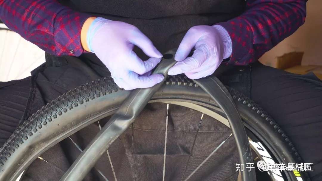 单车基械匠 修补内胎是每一个骑手都应该学会的基本技能 知乎