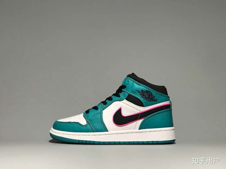 aj1南海岸有低帮吗?