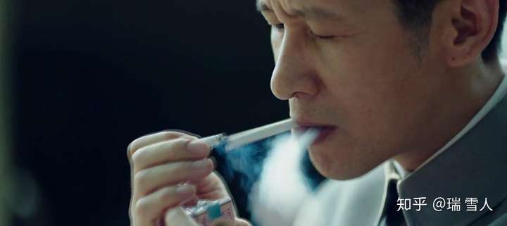 影视剧中,你觉得哪些人抽烟的样子给你留下了深刻的印象?