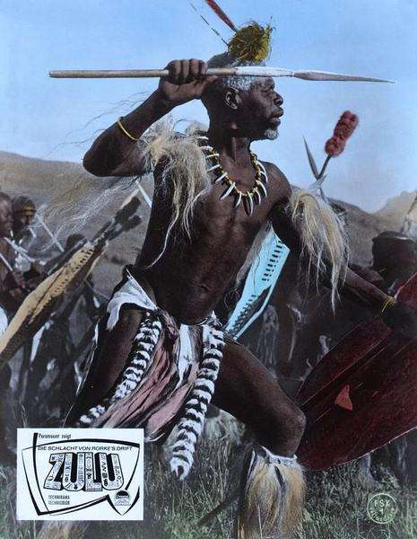 武德充沛,原始丰饶的祖鲁短矛和牛皮盾