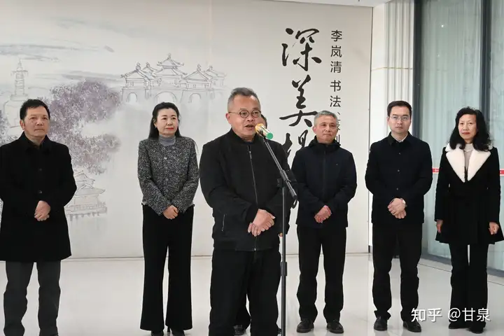 扬州大学举办“张謇名言-郭谦百体书法展捐赠仪式”
