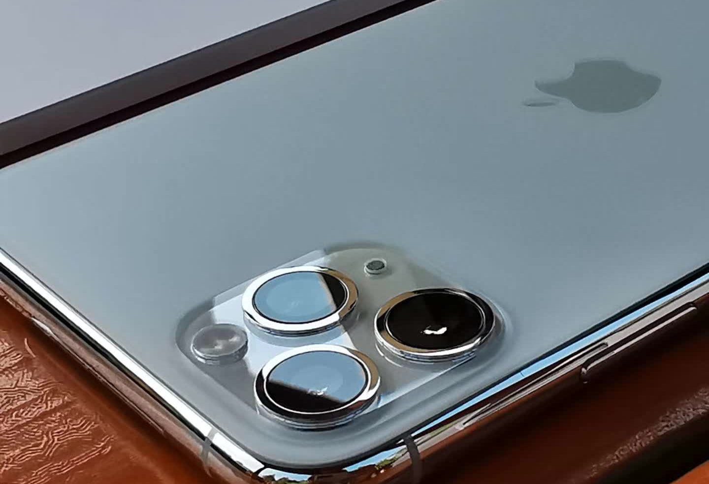 极客修 Iphone 11 Pro Max刚发售就迎来首拆 知乎
