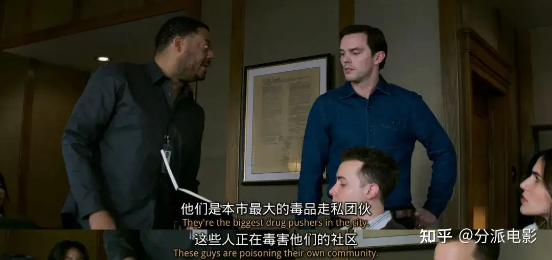 《二号陪审员》烂番茄93%,名导收山之作如此犀利!