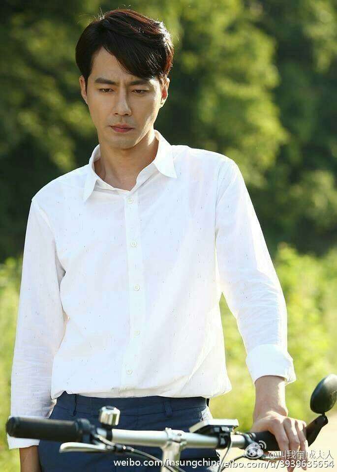 长得像赵寅成是一种怎样的体验?