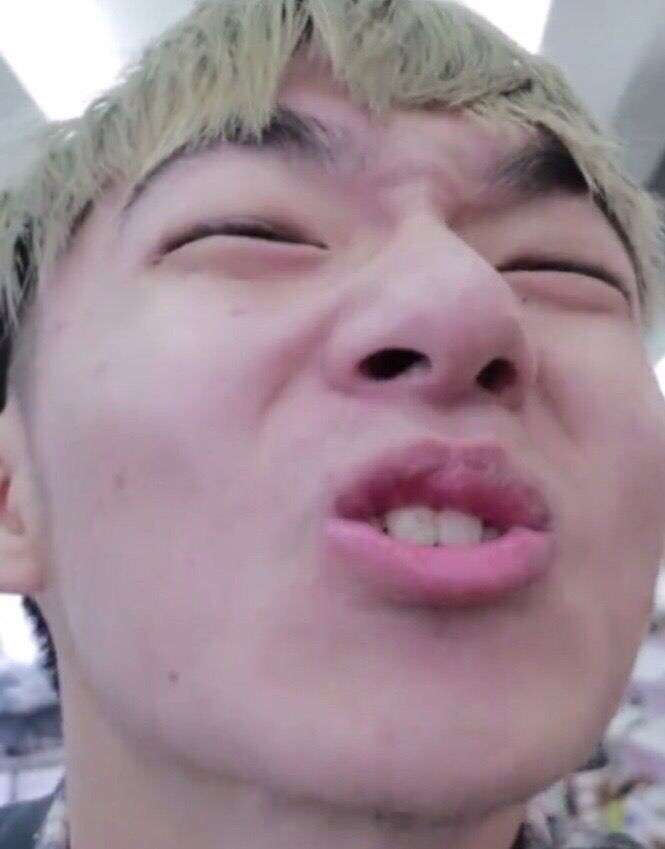 怎么样才能跟在下哲别b站up主谈恋爱