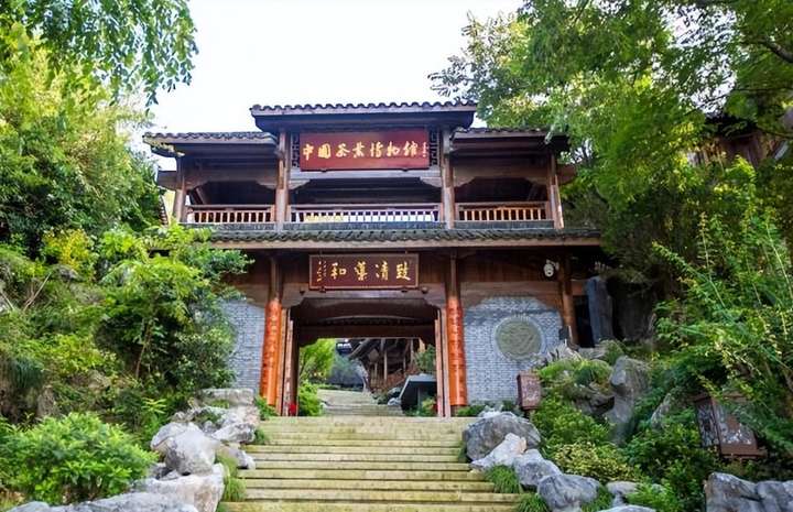 杭州知名景点游玩攻略（杭州值得去的6个著名旅游景点）