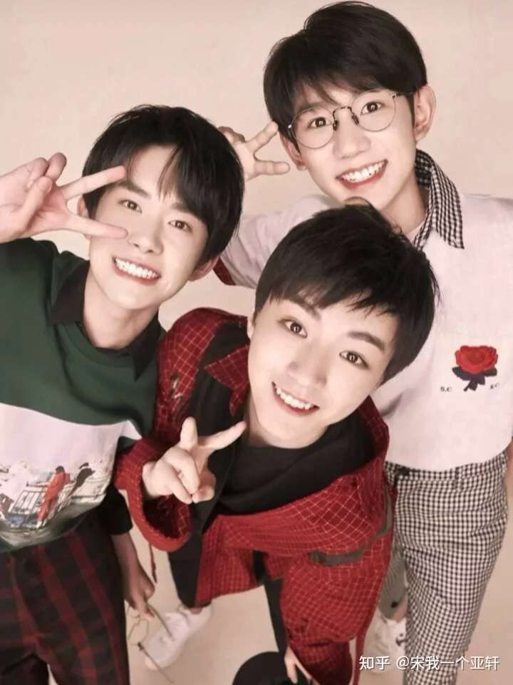 如何看待时代峰峻一代二代双担?