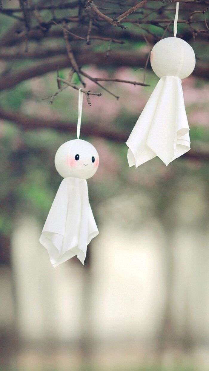 有没有晴天娃娃的壁纸?