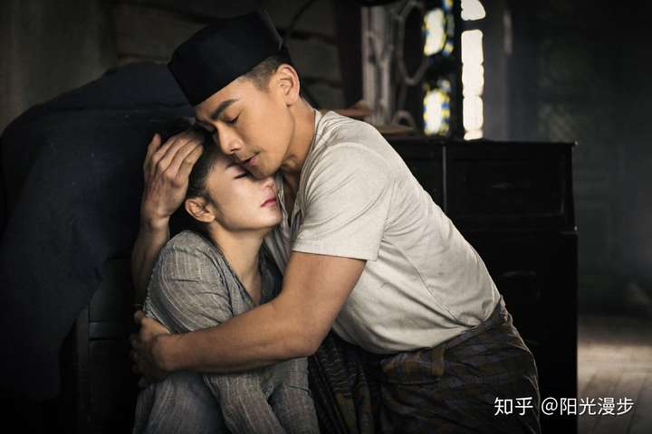 如何评价肖燕,寇家瑞主演的 2020 翻拍版《小娘惹》?