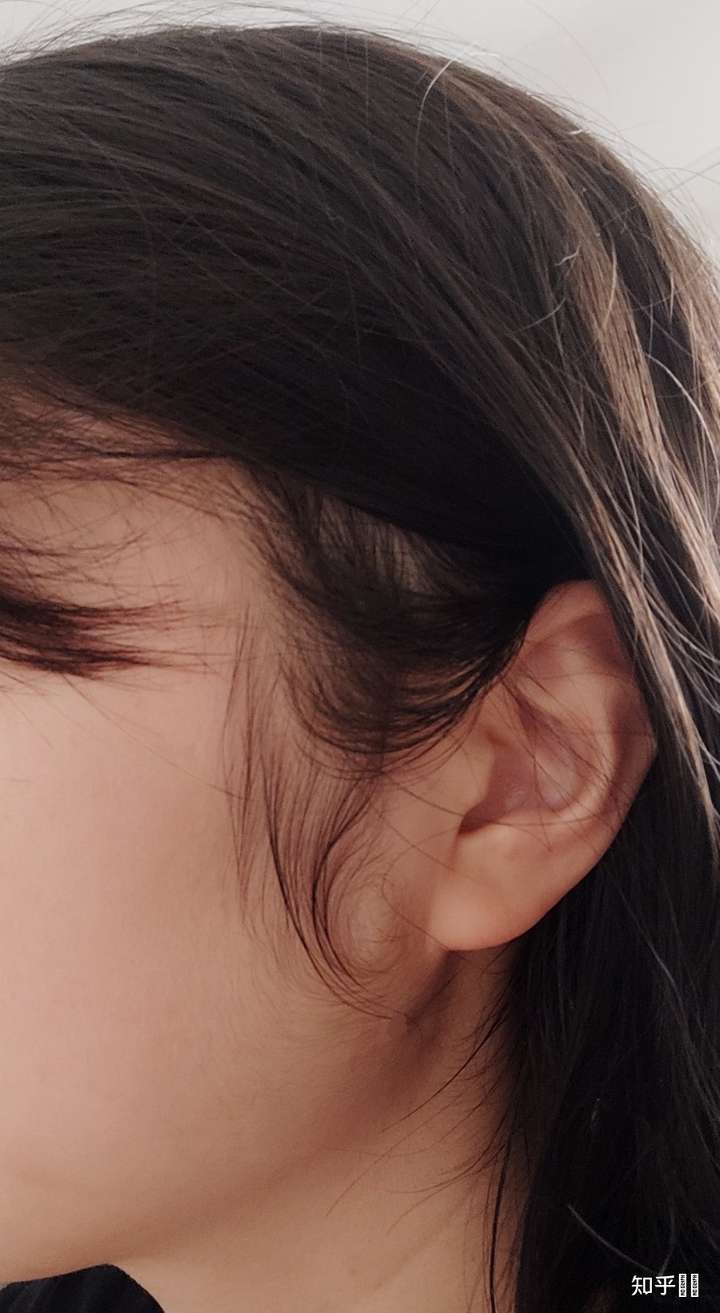 女生鬓角头发多且浓厚是一种怎么样的体验?