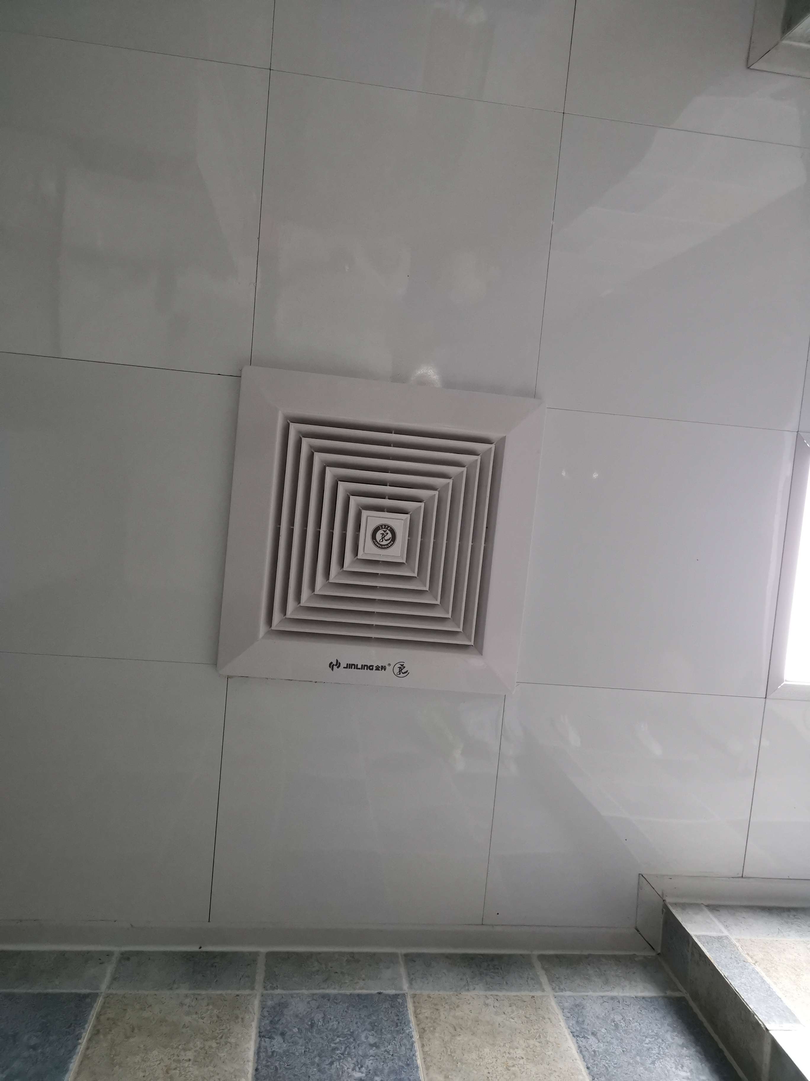 0若水先生0 的想法: 厕所的抽风机声音太大,烦躁,刚用了几年… - 知乎