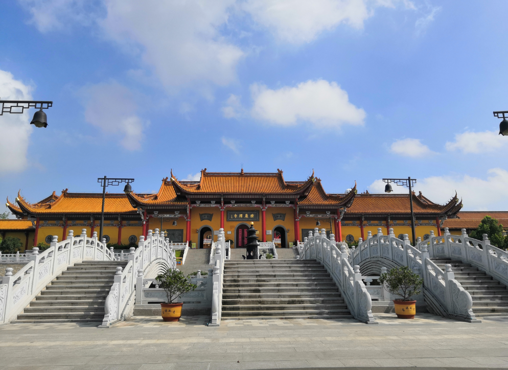 知乎者也 的想法: 先看下蚌埠的栖岩寺介绍:为佛教寺庙,于… 