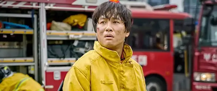 全程干货(豆瓣8.0!韩国影史票房第二神片,果然没让人失望)(图18)