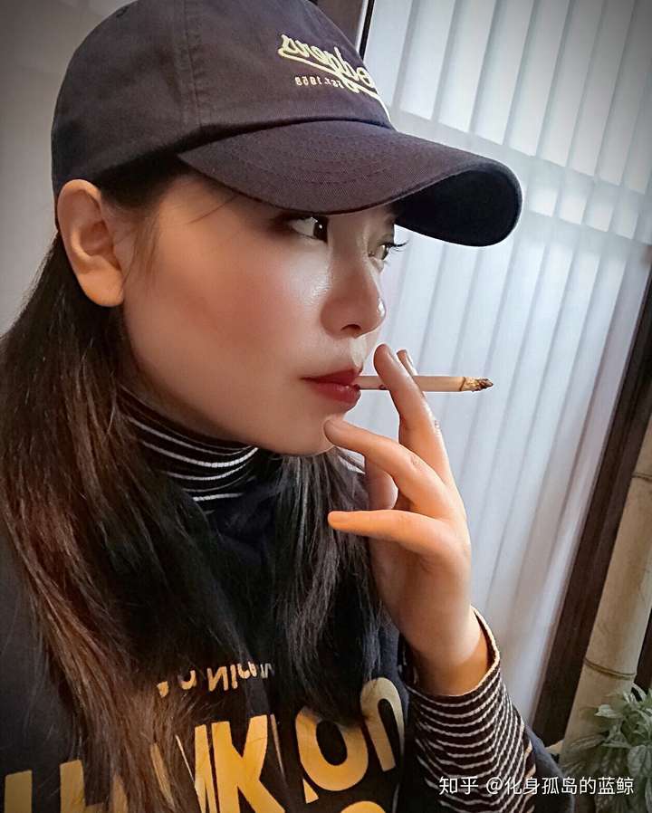 女生为什么抽烟?