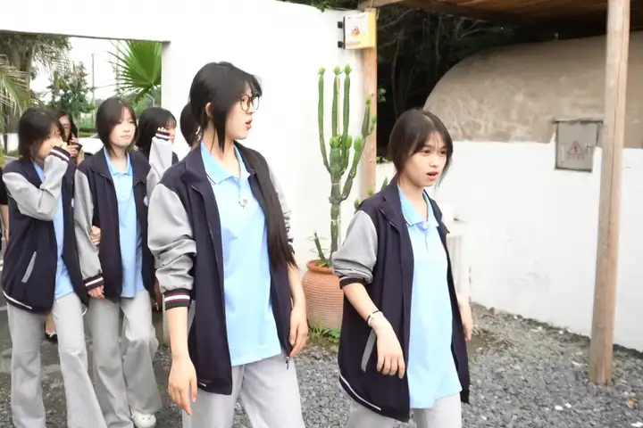 【活力校园】且行且观识百态 亦思亦学正青春 | 我校塘栖校区学子走进临平开展实践活动(图10)