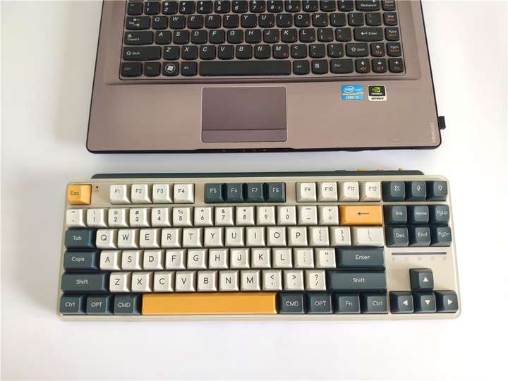 米物ART系列机械键盘 Z870：高颜值、三模兼容、超好用