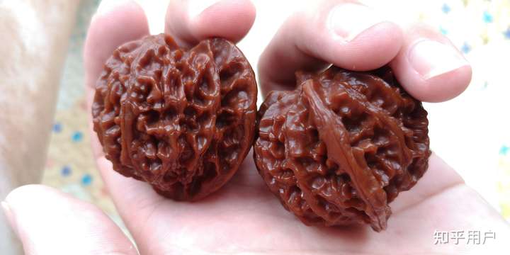 那些故意上油的文玩核桃后来怎么样了?