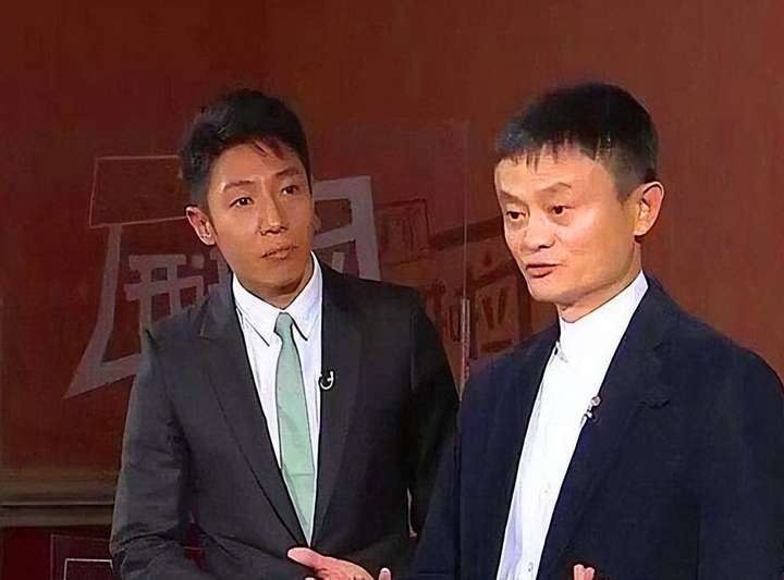 马云去哪了很久没露面，为什么马云突然就走下神坛