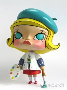 molly,一个表情傲娇的玩具女孩,泡泡玛特旗下以她为形象设计的玩具