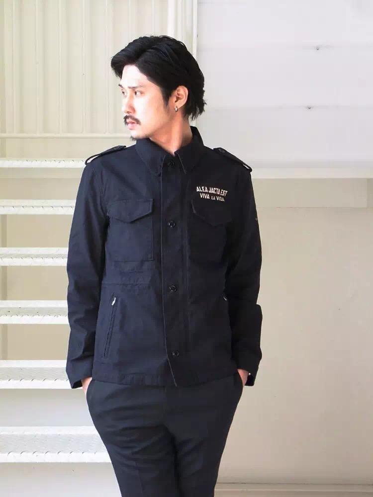 有没有像军装一样帅气的服装款式? - XER 的回