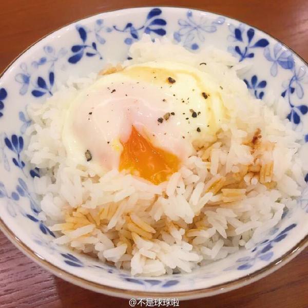 日本的生鸡蛋酱油拌饭好吃吗?如何制作?