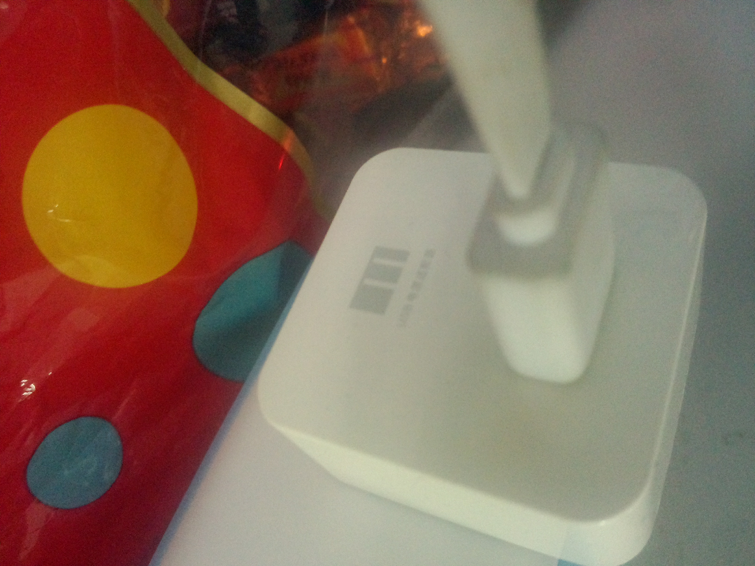 充电器通电但非工作状态有电流声,但是连接手