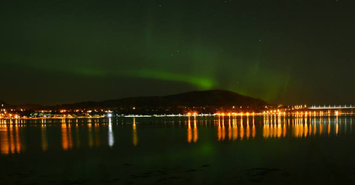 在中国,哪里可以看到极光,需要满足市民条件?