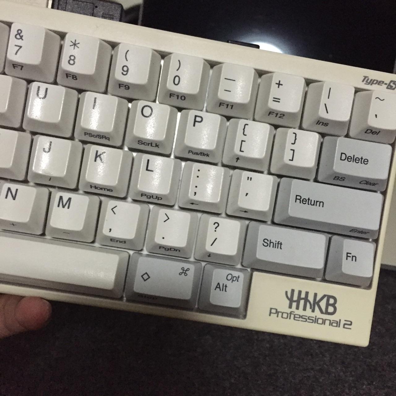 悲剧啊,hhkb 怎么会氧化,发黄了?