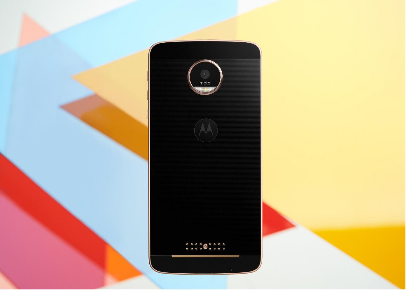 motoz打开新空间或将再定义手机pc汽车和云生态