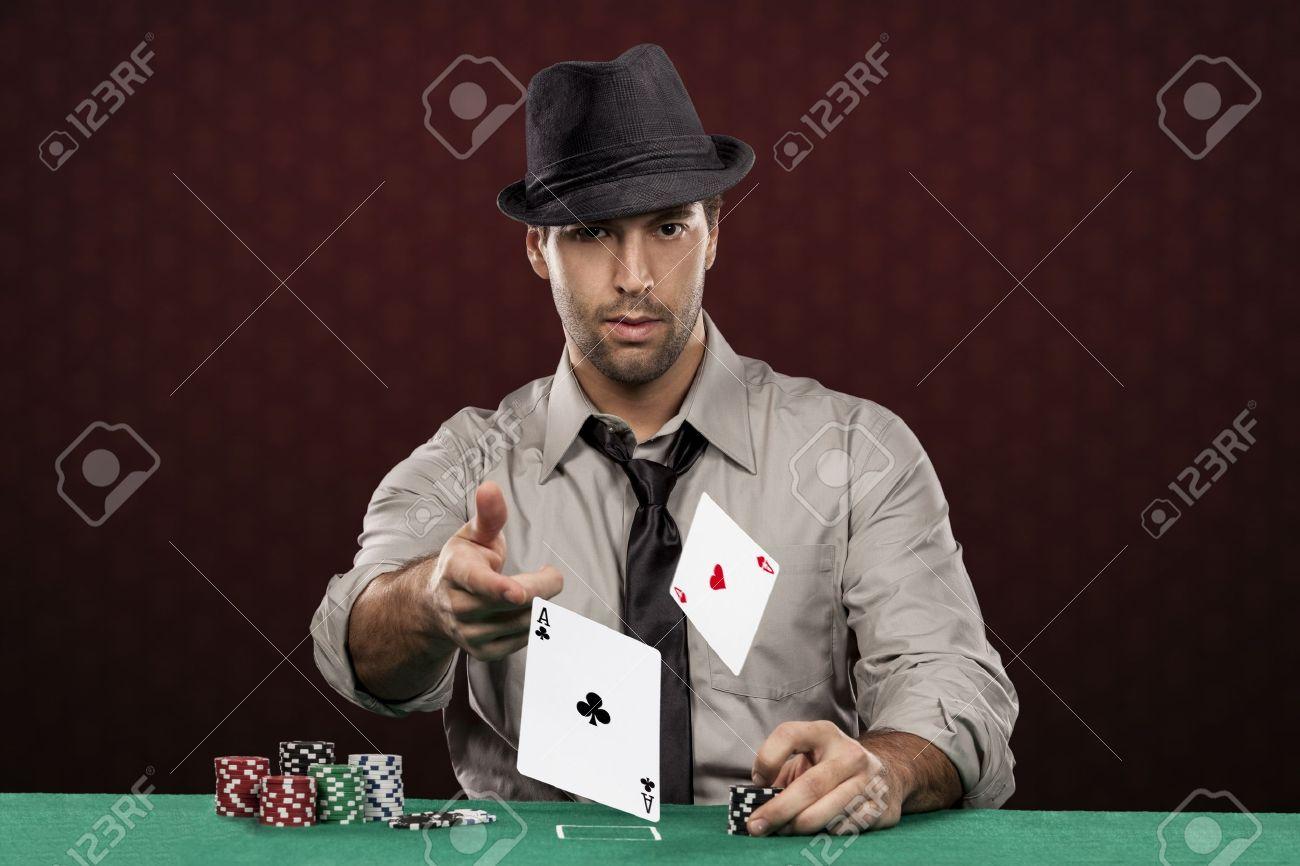 有没有什么冷门的扑克牌玩法? - 知乎用户的回