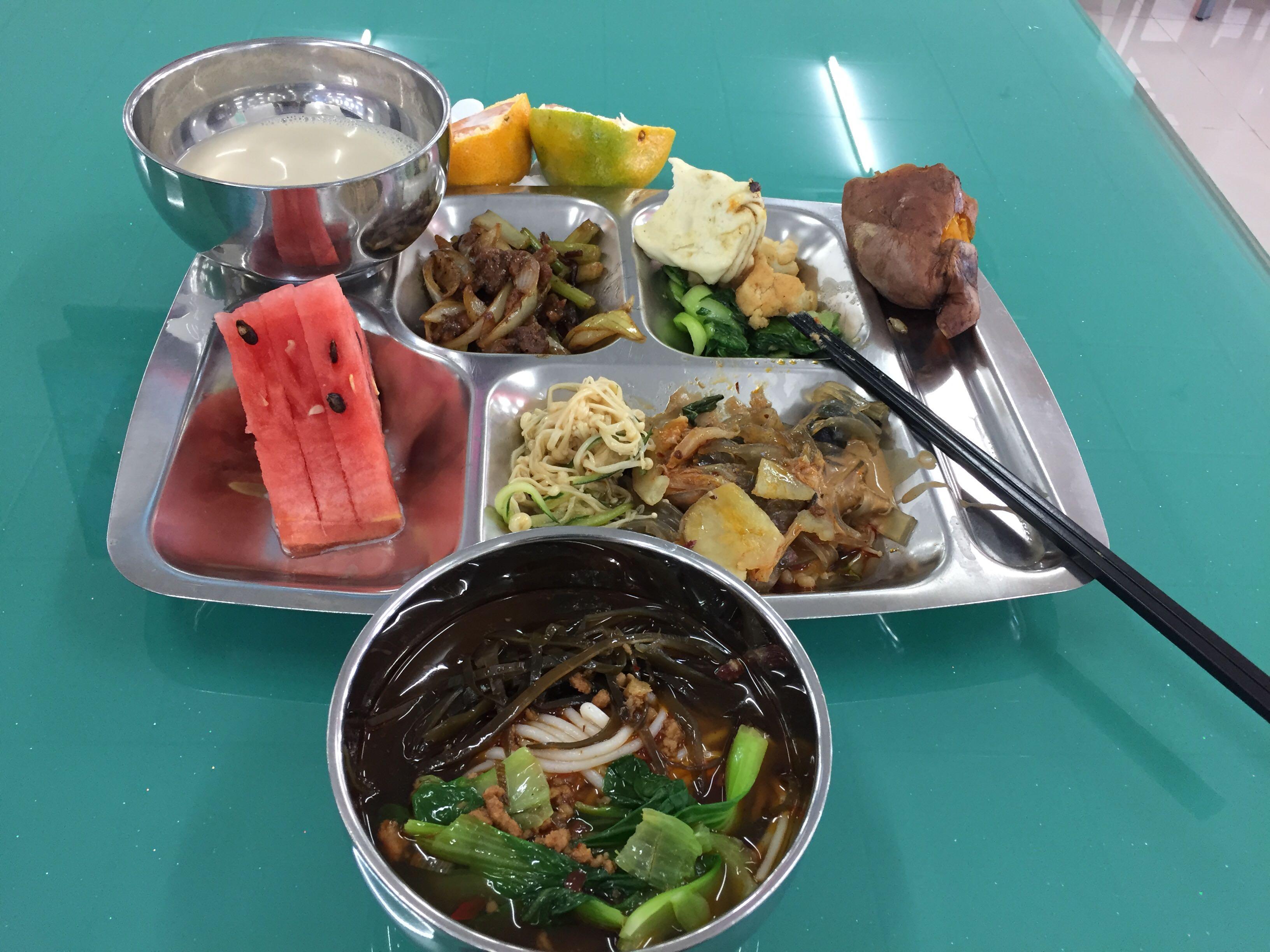 一个普通女生的饭量是怎样的? - maggie jie 的